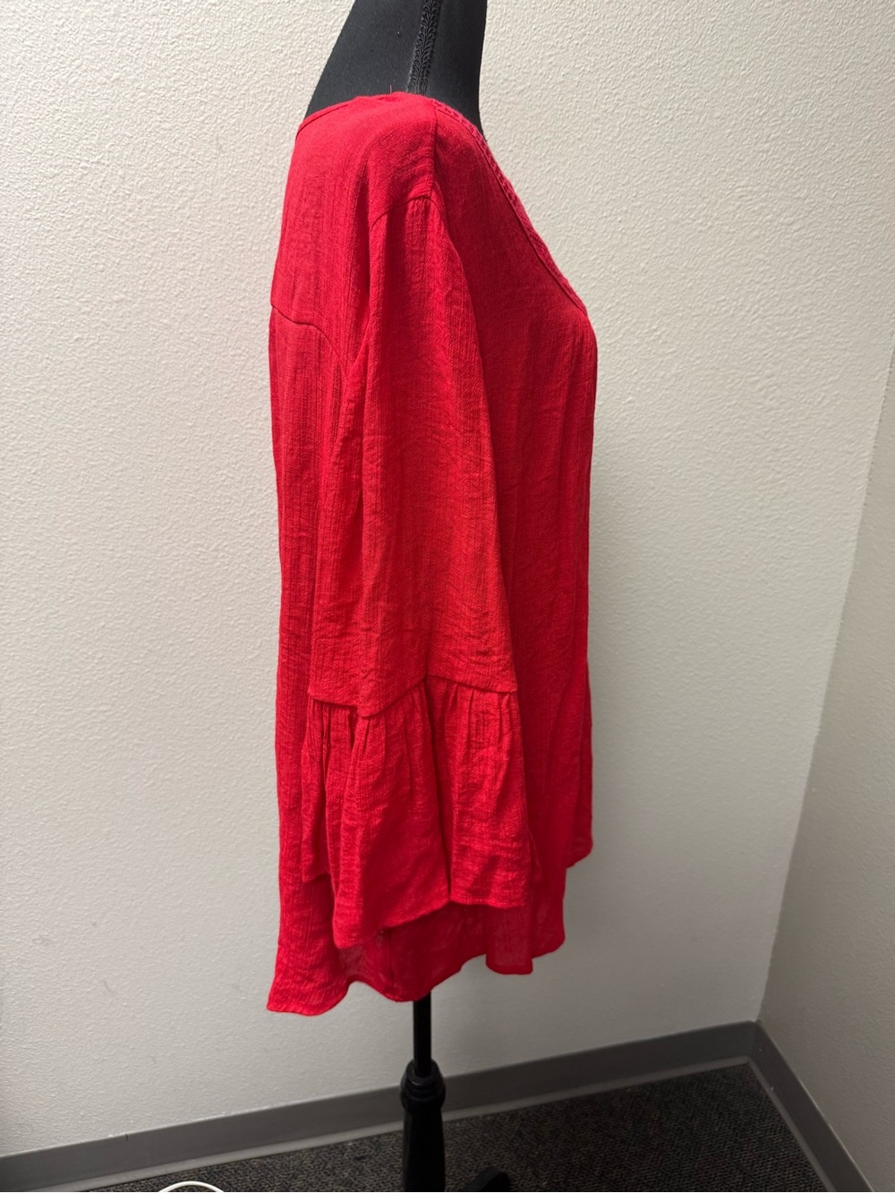 Est 1946 Red Crochet Lace Peasant Top 22/24 Boho Flowy Plus Size Blouse - Picture 6 of 10